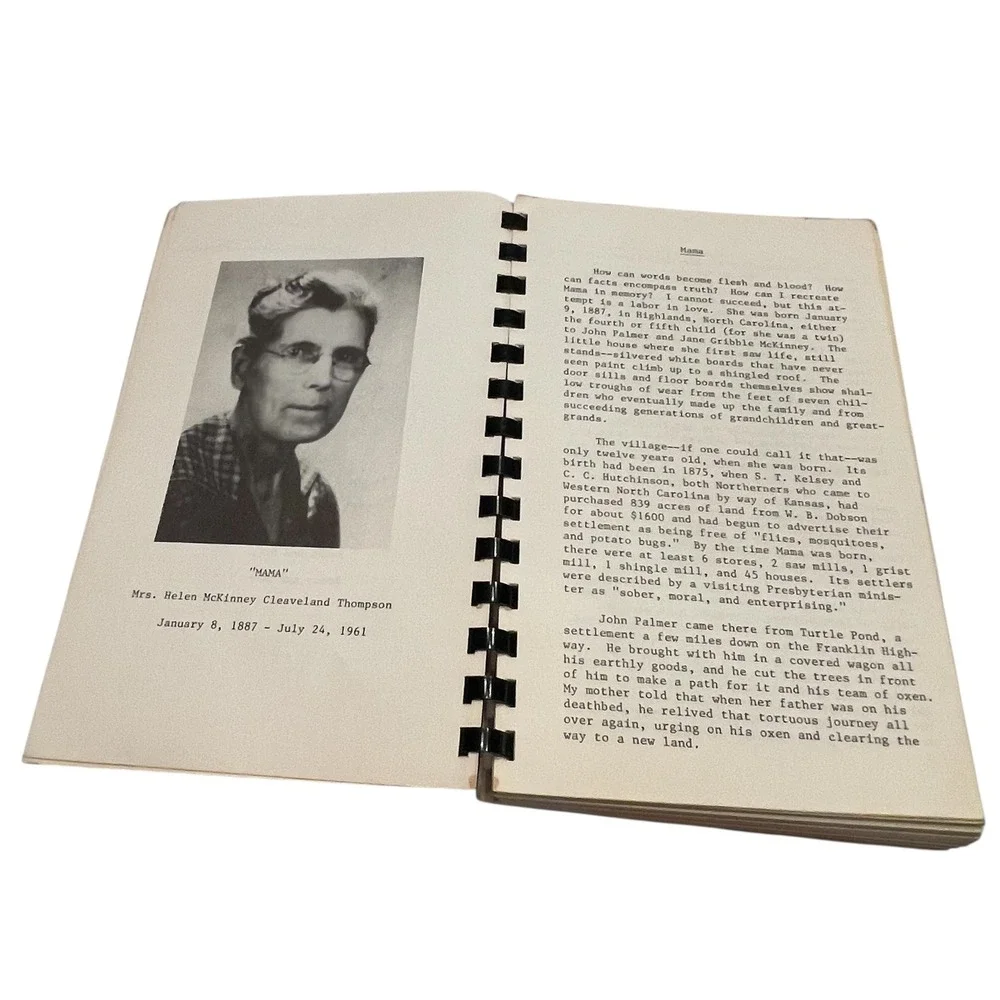 Mama's Recipes and Others Cookbook Highlands NC by June Thompson Medlin Vtg 1980